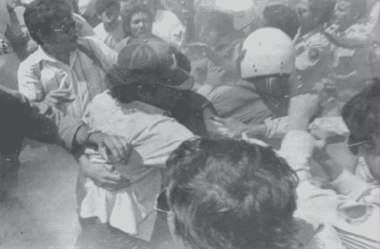 Desalojo de trabajadores de Aduana Selim Shible en huelga 7 marzo 1991